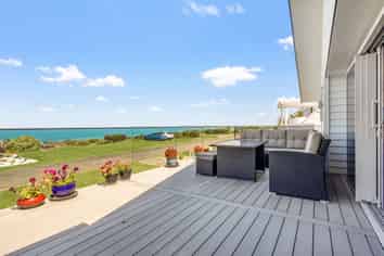 251 Whirinaki Road, Bay View