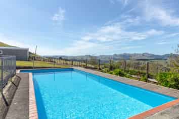 57 Admiral Station Road, Gladstone