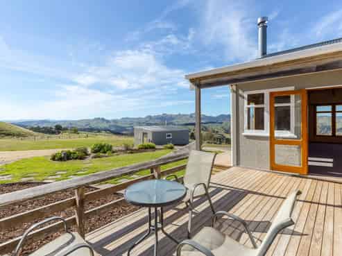 57 Admiral Station Road, Gladstone