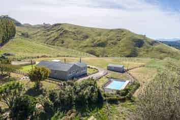 57 Admiral Station Road, Gladstone