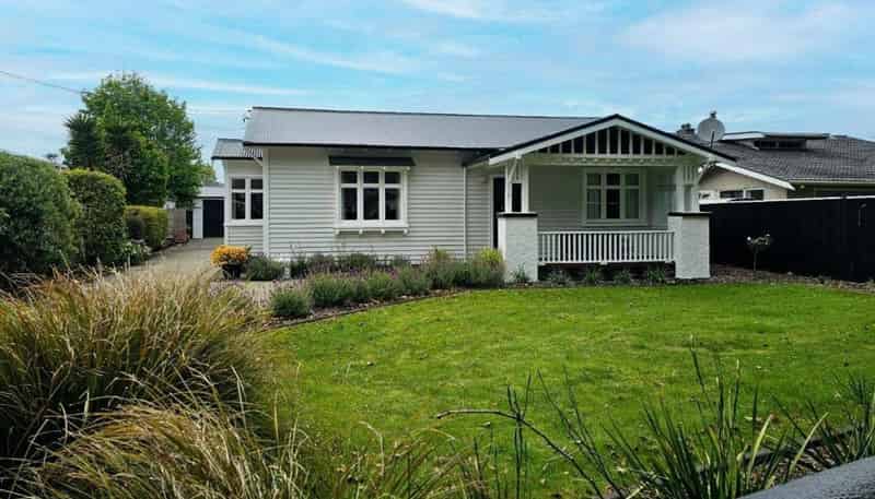 21 Godwin Crescent, College Estate