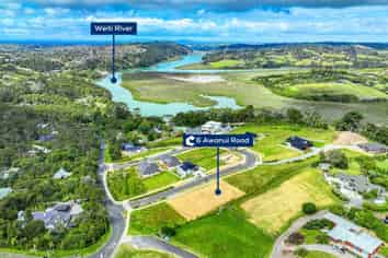 6 Awanui Road, Red Beach