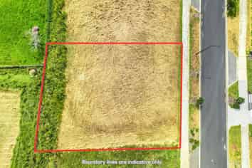 6 Awanui Road, Red Beach