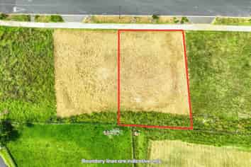 6 Awanui Road, Red Beach