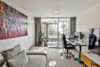 5/40A Hamilton Rd, Herne Bay