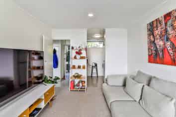 5/40A Hamilton Rd, Herne Bay