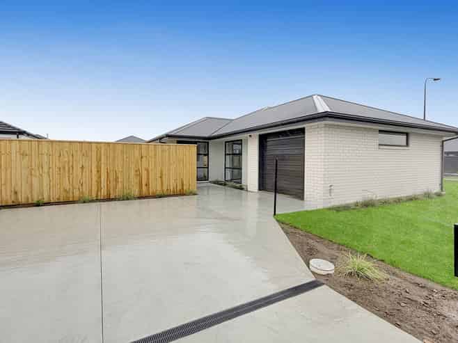 21 Accadia Dr, Rolleston