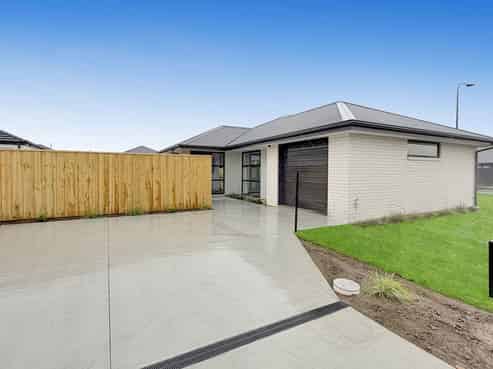 21 Accadia Dr, Rolleston