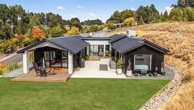 105 Redvale Rd, Redwood Valley