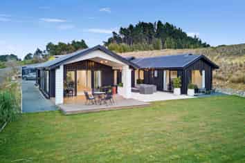 105 Redvale Rd, Redwood Valley