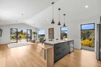 105 Redvale Rd, Redwood Valley