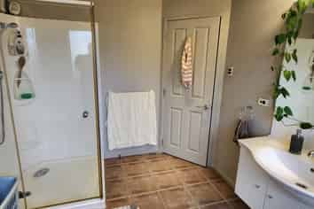 41 Karamea Street, Whalers Gate