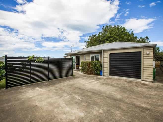 22B  Gallipoli Road, Onekawa