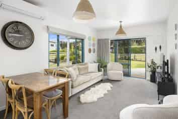 43 Pinedale Crescent, Riversdale