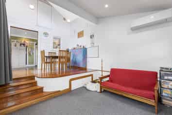152 Russell Terrace, Berhampore