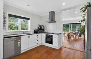 17 Bickerstaffe Road, Maungaturoto