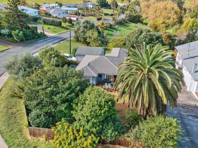 17 Bickerstaffe Road, Maungaturoto