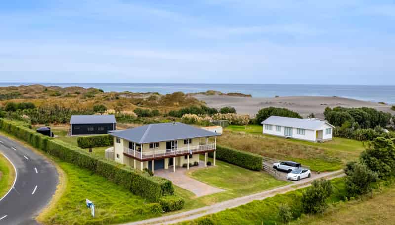 204a Tai Road, Opunake
