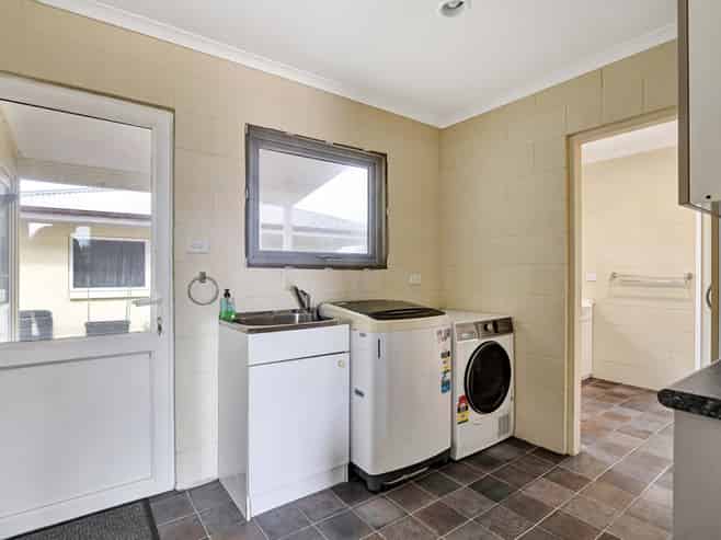 204a Tai Road, Opunake