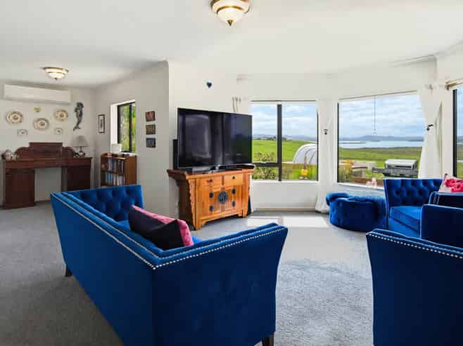 90 Gilbert Road, Mangapai and Surrounds