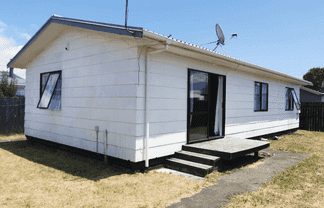 2/49 Templeton Place, Clendon Park