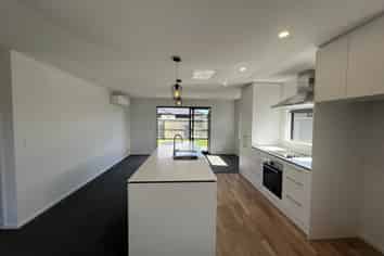 8  Kens Lane, Lincoln