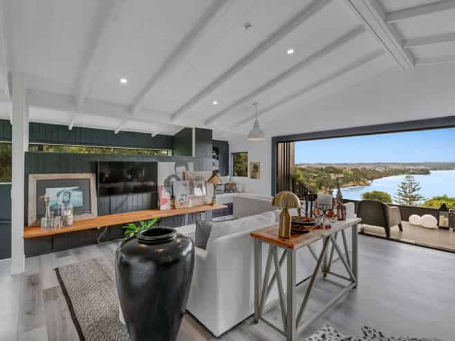 30 Duncansby Road, Stanmore Bay