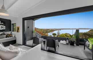 30 Duncansby Road, Stanmore Bay