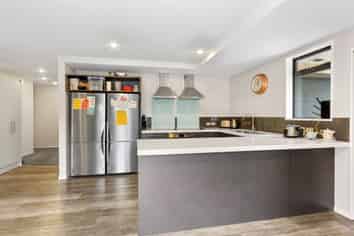 16A Truman Road, BRYNDWR