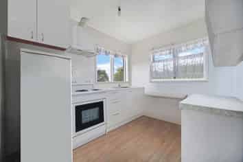 64b Bentley Ave, Glenfield