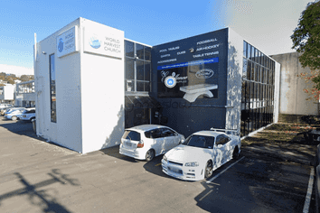 Wairau Valley Roadfront Upstairs Office 250m2