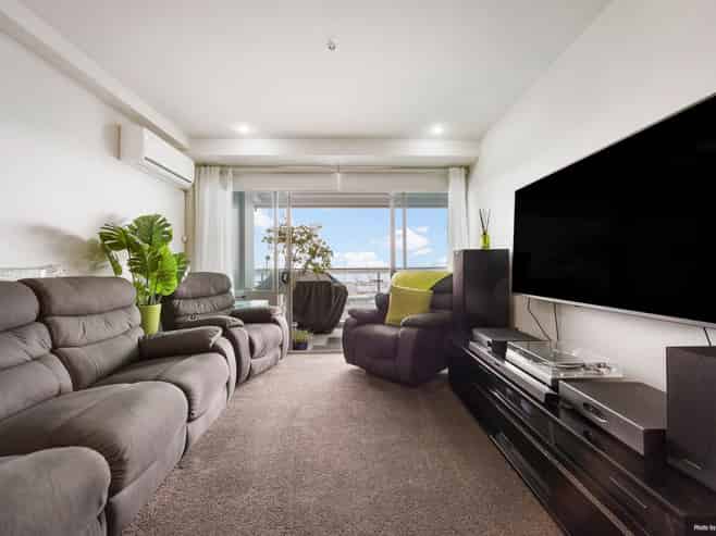 1004/30 Beach Road, Auckland Central