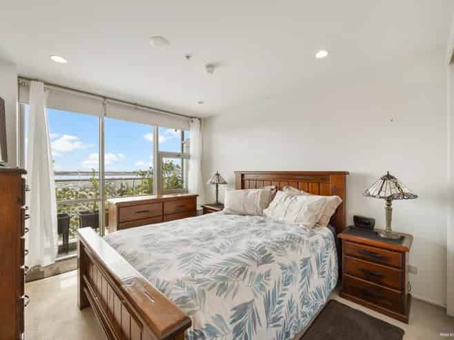 1004/30 Beach Road, Auckland Central