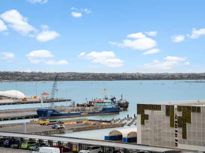 1004/30 Beach Road, Auckland Central