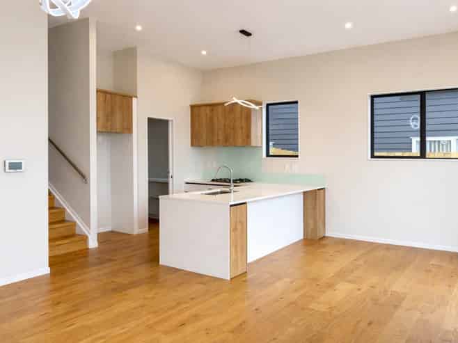 10 Kowaitau Avenue, Beachlands