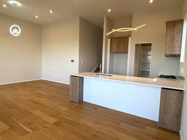 10 Kowaitau Avenue, Beachlands