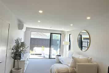 17/7 Johnston Grove, Taita