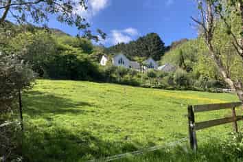 225 Huia Street, Waikanae