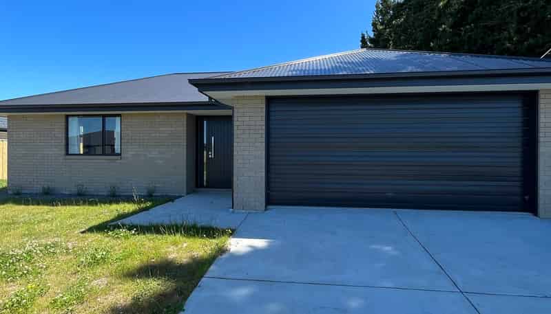 30 Kingfisher Avenue, Amberley