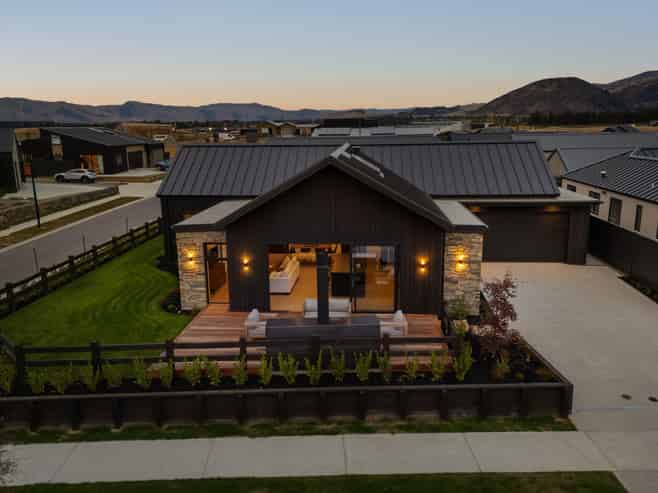 14 Mason Street, Wanaka