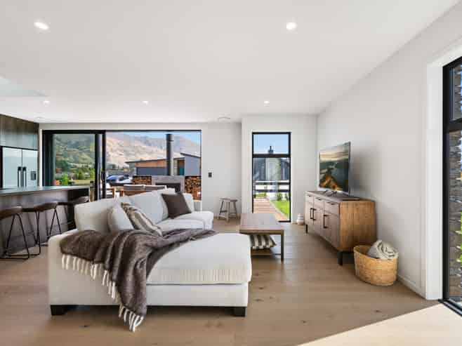 14 Mason Street, Wanaka