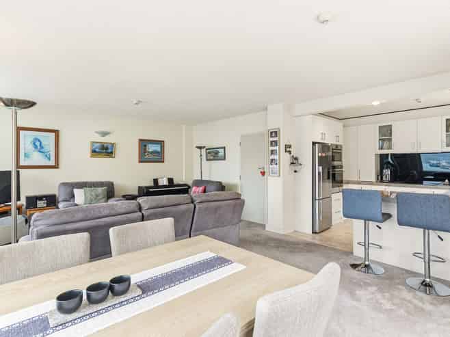 1B/20 Oriental Terrace, Oriental Bay