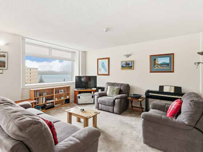 1B/20 Oriental Terrace, Oriental Bay