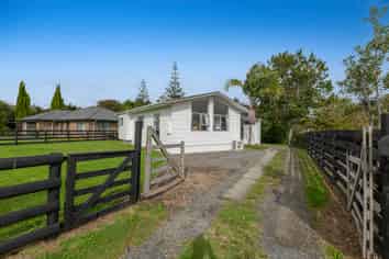 129 Awaroa Road, Helensville