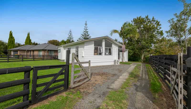 129 Awaroa Road, Helensville