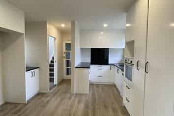 1/17 Otakau Road, Milford