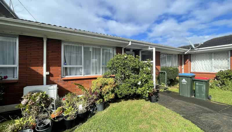 2/164 White Swan Road, Mount Roskill