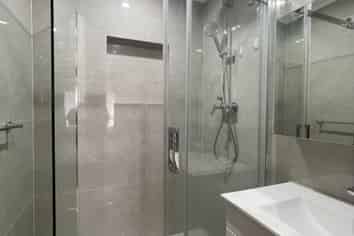 2/164 White Swan Road, Mount Roskill