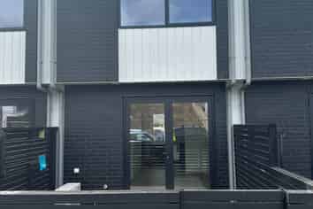 15/21 Makomako Drive, Orewa