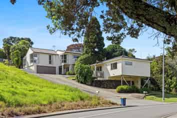 23 Glamorgan Drive, Torbay